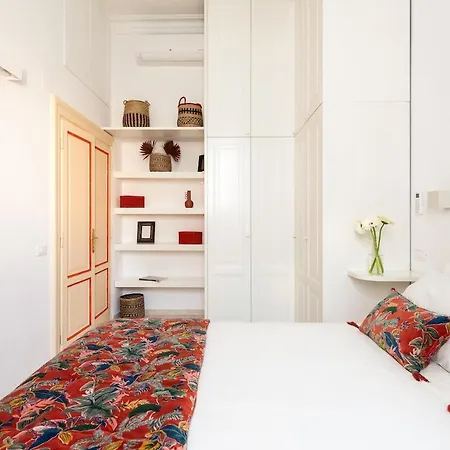 דירה Elegant Beachfront House In The Heart Of Ostia רומא